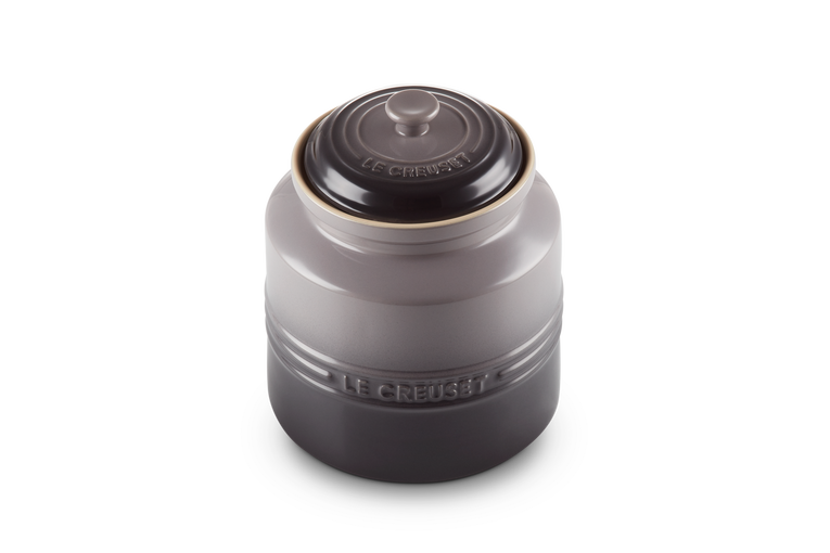 Le creuset 2024 biscuit jar